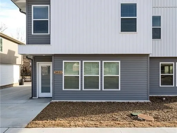 3035-3037 W Sandra St, Fayetteville, AR 72704