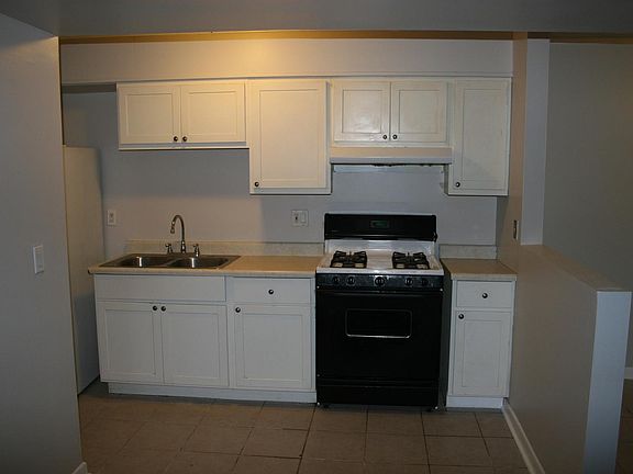 2nd image of 16G Fernwood Dr