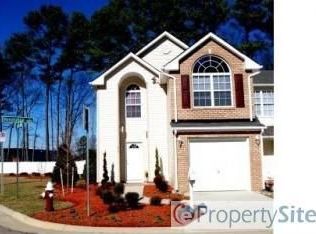 467 Revolutional Ln, Newport News, VA 23608