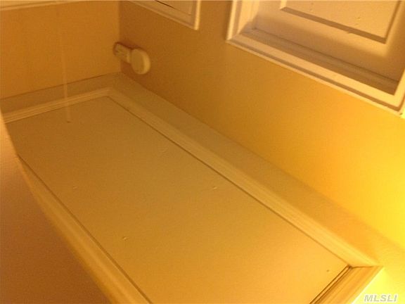 4th image of 263-33 74th Ave Floor 2
