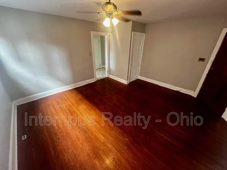 4237 Vine St #2 — Photo 9