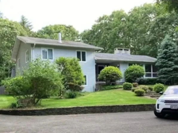 83 Straight Path, Southampton, NY 11968