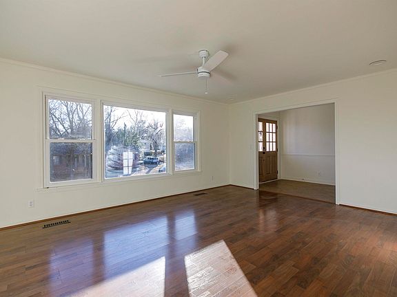 3rd image of 2629 Greenmont Dr