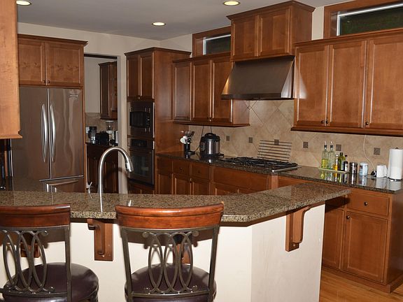 4th image of 11511 176th Ct NE