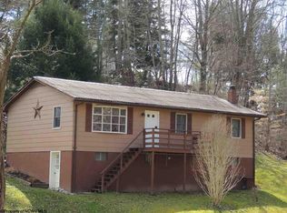 5314 Gregorys Run Rd, Clarksburg, WV 26301