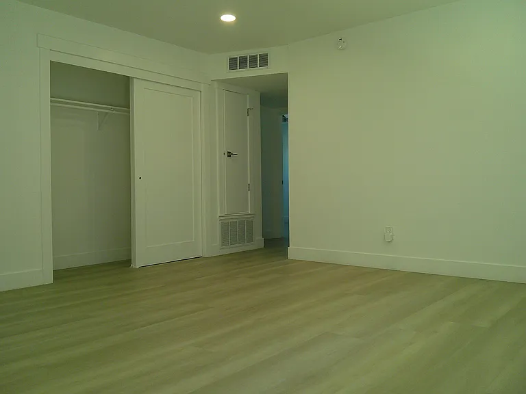 1321 Plumas St #203 — Photo 5