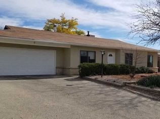 280 17th St SE, Rio Rancho, NM 87124