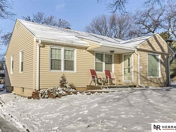 2nd image of 2730 S 41st St