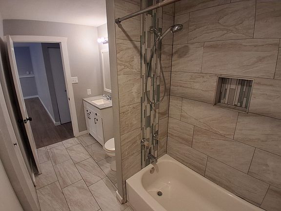 5th image of 1801 Jones Ave #C