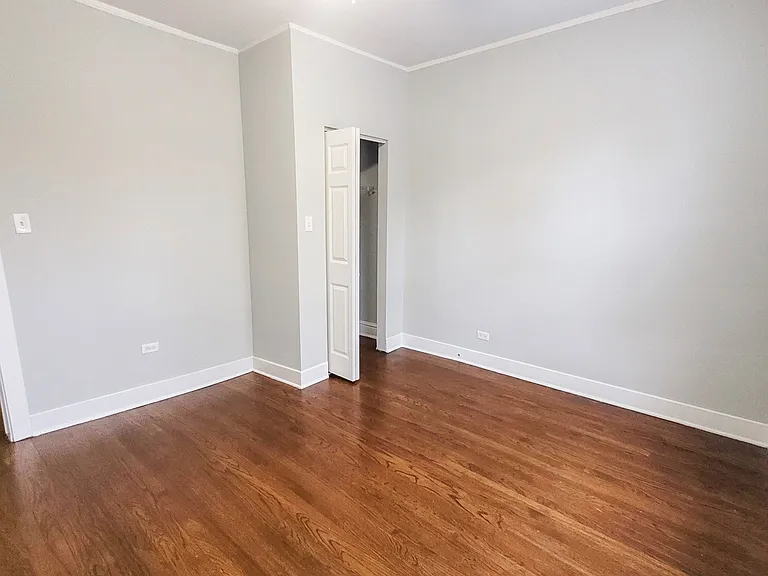 5527-5537 S Everett Ave — Photo 19