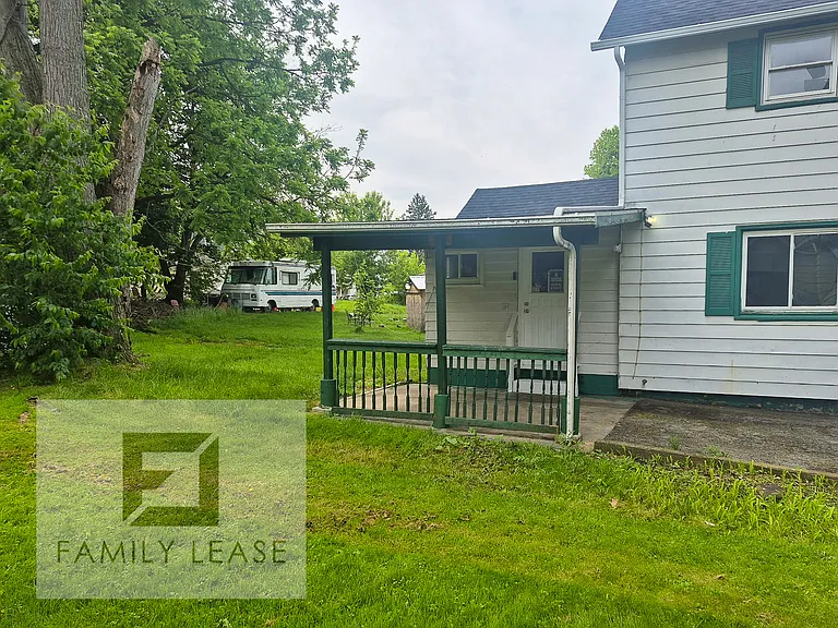 806 Morton St — Photo 42