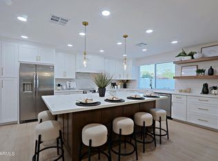 10511 W Kingswood Cir, Sun City, AZ 85351