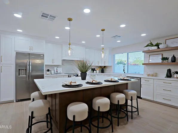 10511 W KINGSWOOD Circle, Sun City, AZ 85351