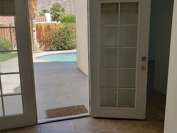 5th image of 54410 Avenida Diaz