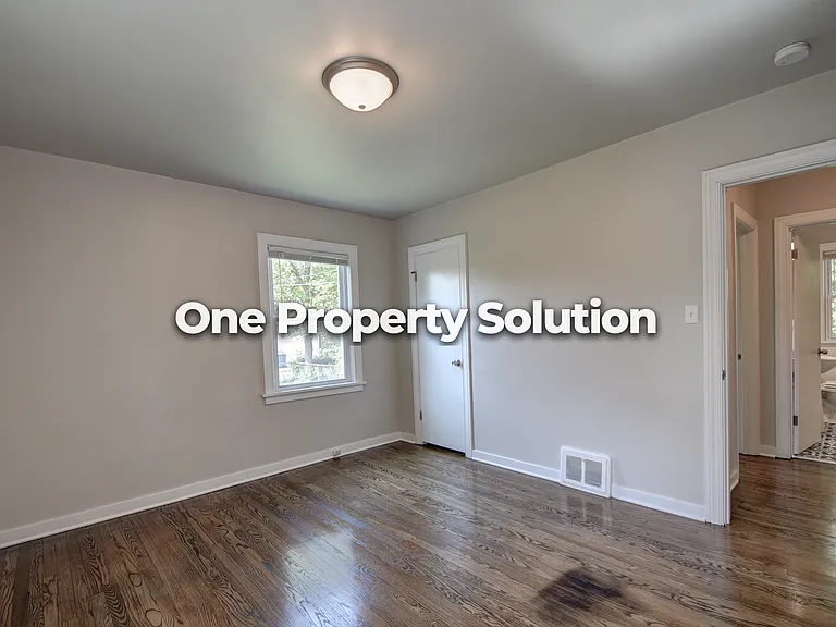 4854 Jefferson St — Photo 9