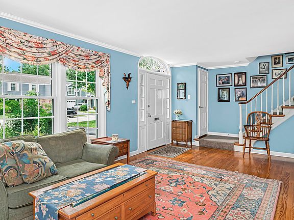 3rd image of 8511 Karlov Ave