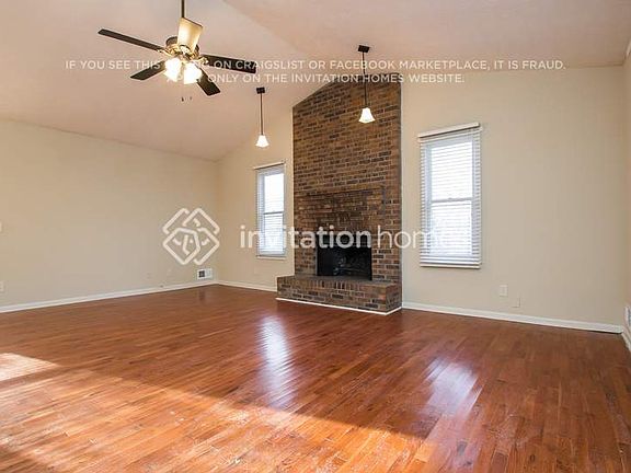 3rd image of 2080 Hunters Cove Dr
