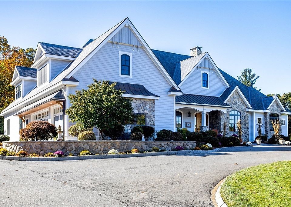 1st image of 210 Indian Hill Rd