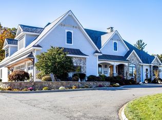 210 Indian Hill Rd, Groton, MA 01450