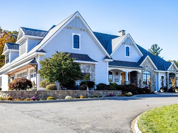 210 Indian Hill Rd, Groton, MA 01450