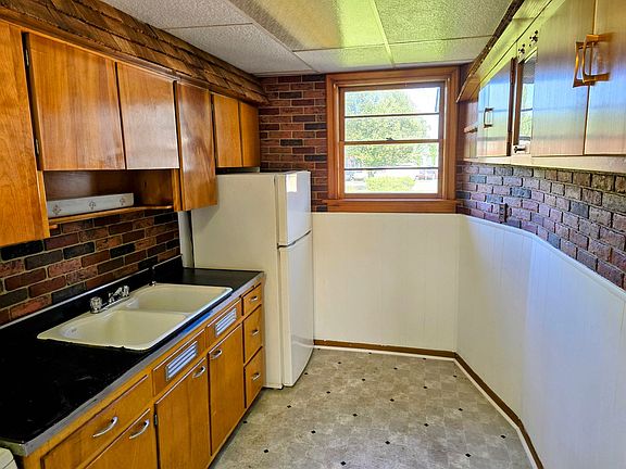 5th image of 107 W Fairview Ave #107A