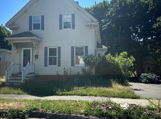 29 School St, Danvers, MA 01923