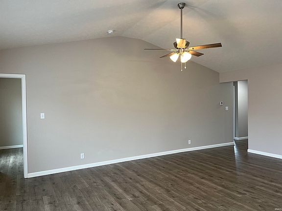 5th image of 435 Mallard Cir