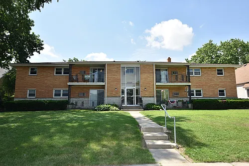 8529 W North Ave #6 Photo 1