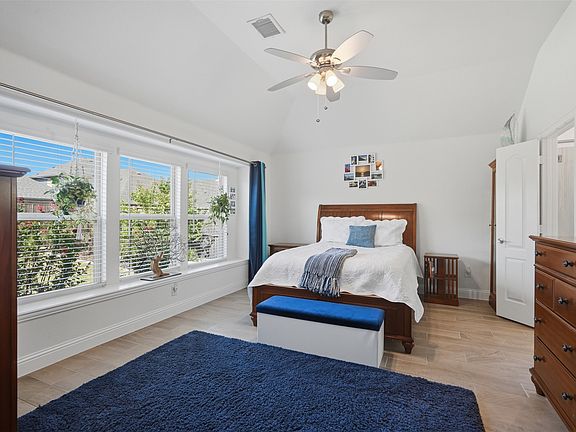 3rd image of 1309 Mill Pl