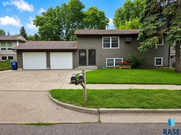 2905 E Klondike Trl, Sioux Falls, SD 57103