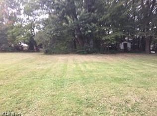 Fairgrove Ave, Massillon, OH 44646