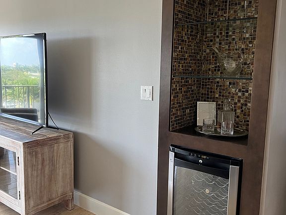 4th image of 2500 E Las Olas Blvd APT 604