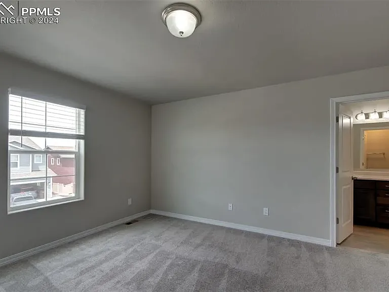7813 Tent Rock — Photo 19