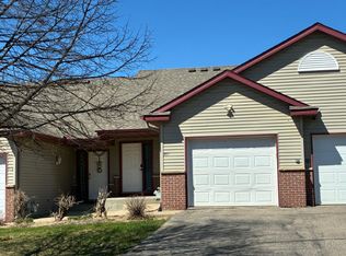 710 10th St SW, Pine Island, MN 55963