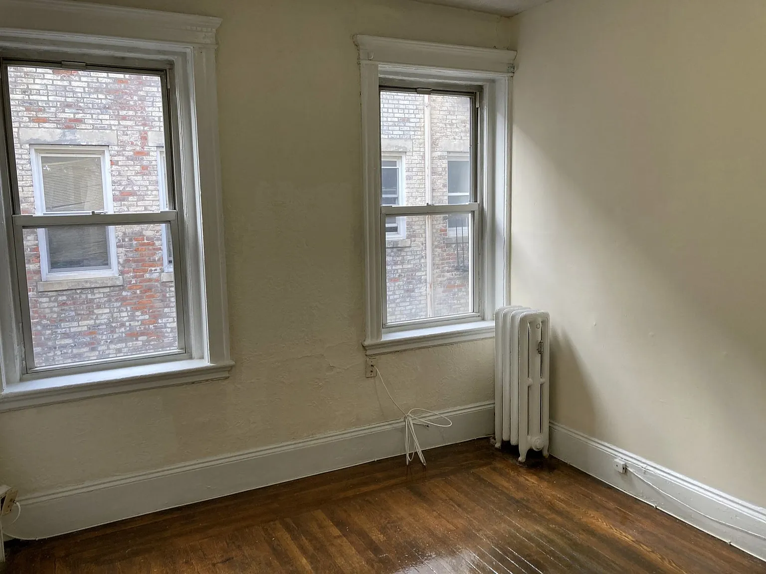 2 bed, 999 sqft, $2,700 — Photo 3