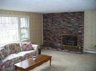 6 Sandybrook Cir, Andover, MA 01810