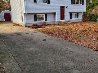 160 Howard Ave, Coventry, RI 02816