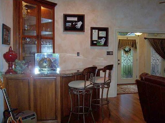 5th image of 104 Bear Creek Ct