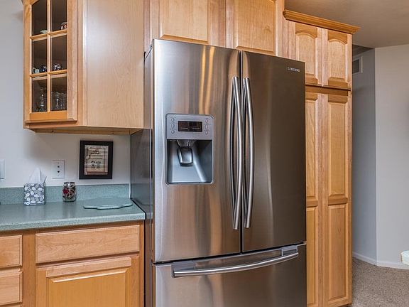 5th image of 53030 Cobus Woods Ct