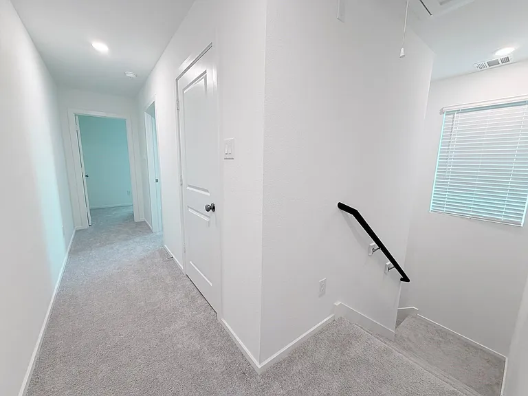 945 Pertuso Ln — Photo 6