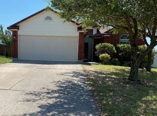 904 Estate Dr, Hutto, TX 78634