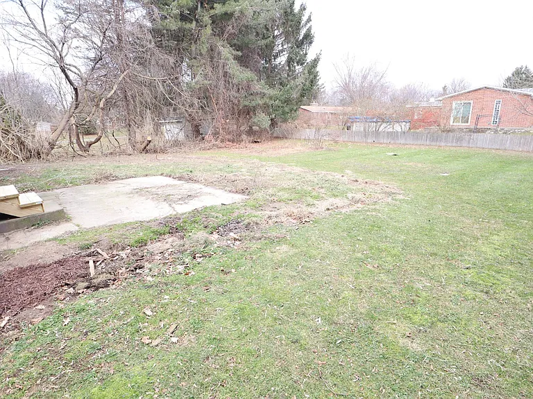 806 Klem Rd — Photo 20