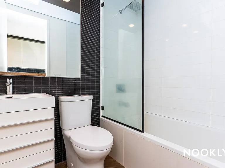 829 Willoughby Ave #2B — Photo 11