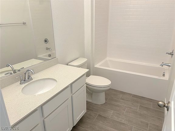4th image of 4324 Angel Falls Ct