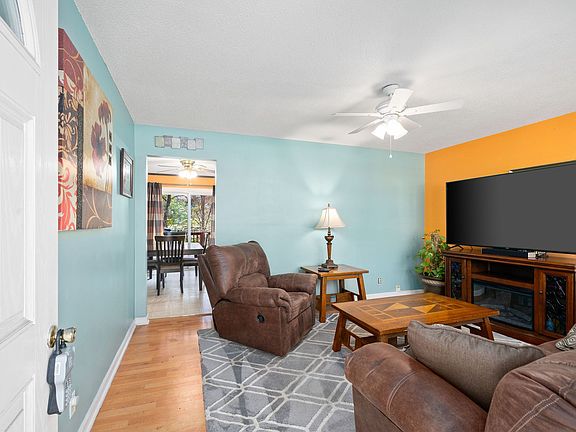 5th image of 2720 Dove Ct