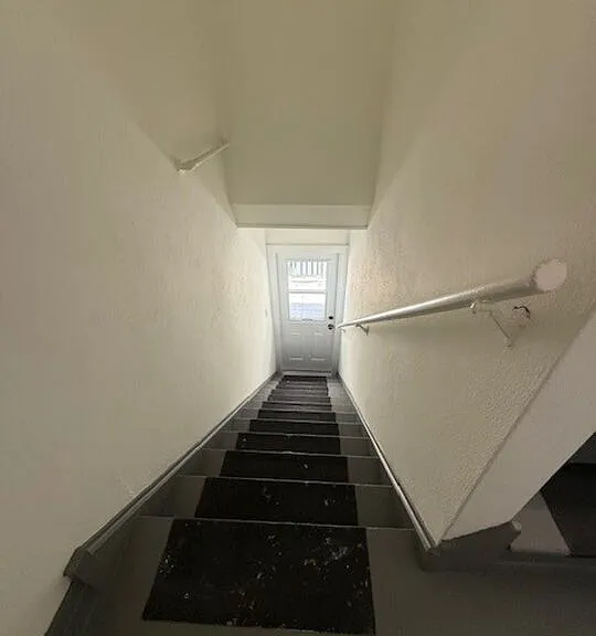 747 S Mansfield Ave #4 — Photo 13