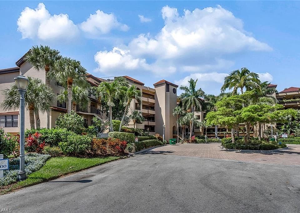 1st image of 532 La Peninsula Blvd #532