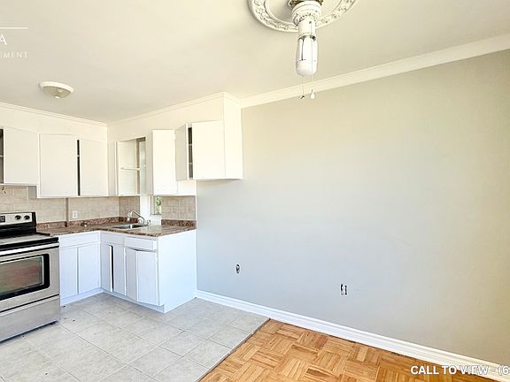 2nd image of 6 Kings Point Dr #15