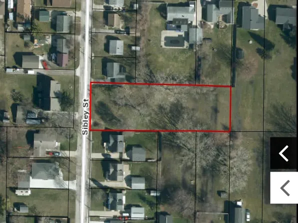 810 Sibley St, Bay City, MI 48706