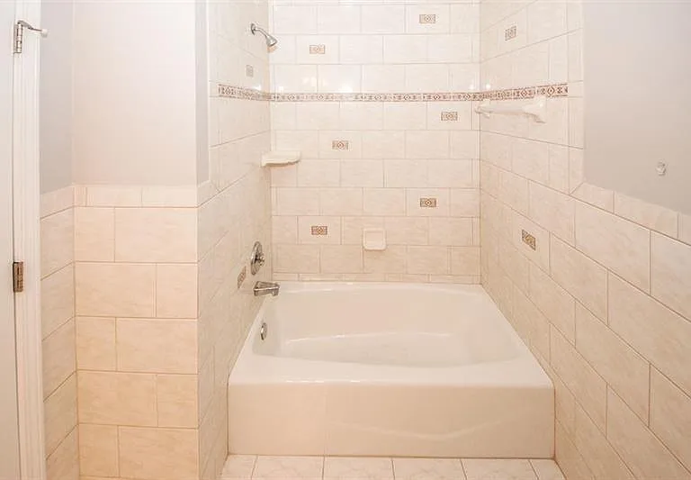 5075 Winters Chapel Rd — Photo 23